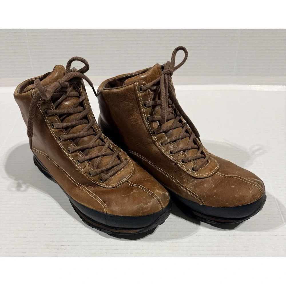 LL BEAN - Men's VTG Brown Waterproof Leather Walking Hiking Boots - Men's 10‎